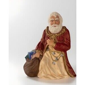 Vtg Kneeling Santa Praying Ceramic Statue Nativity Figure